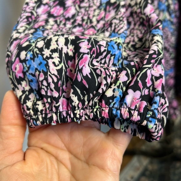 Eight sixty small floral long sleeve shorts romper with elastic waist - Picture 2 of 8